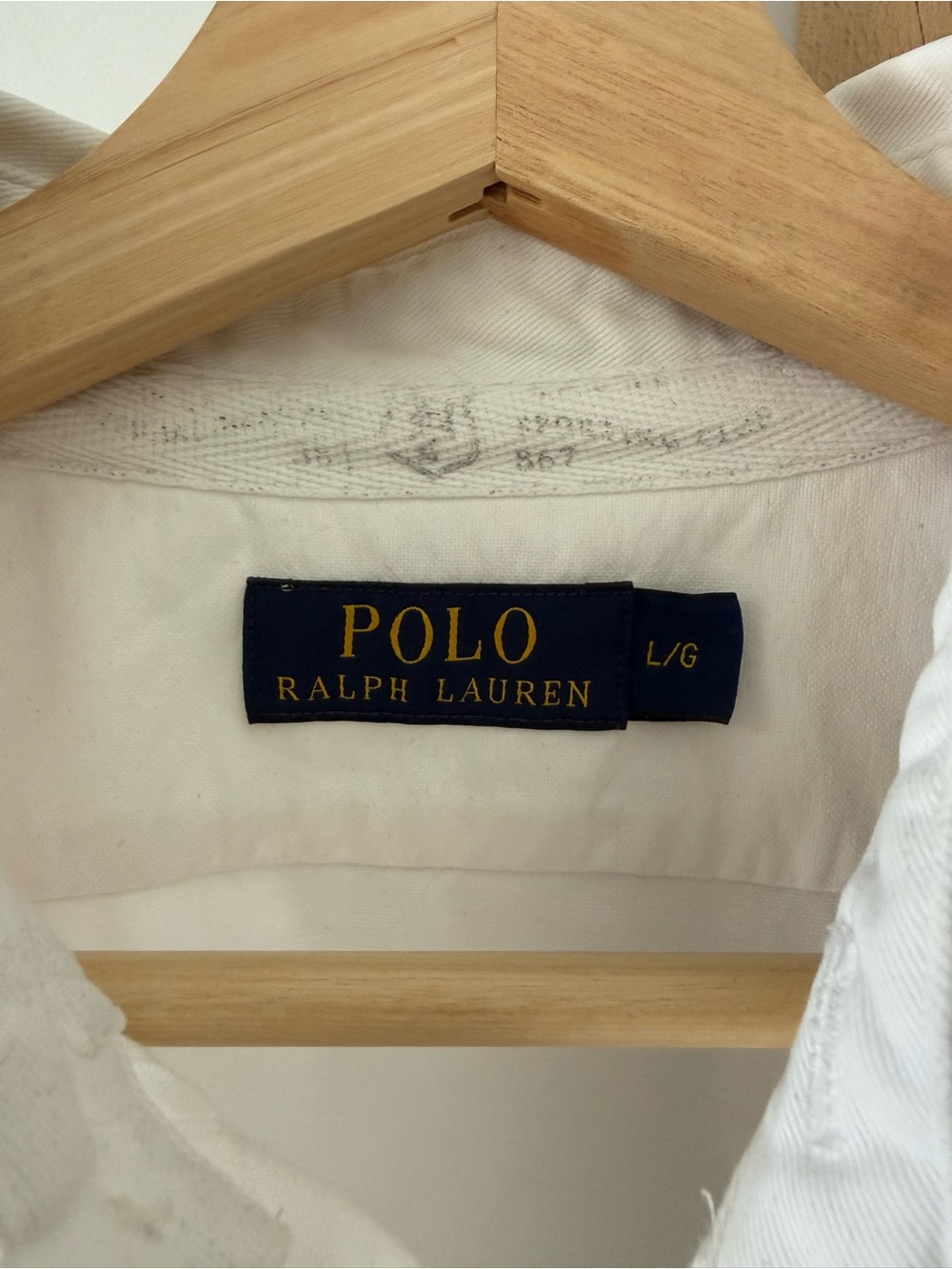 Ralph Lauren White Long-Sleeve Button-Down Shirt with Chest Pocket - Picture 5 of 8